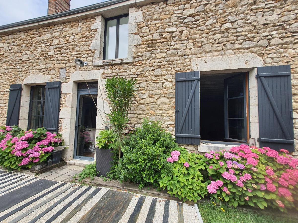 Chez Poune Bed & Breakfast Champigny-en-Beauce Dış mekan fotoğraf